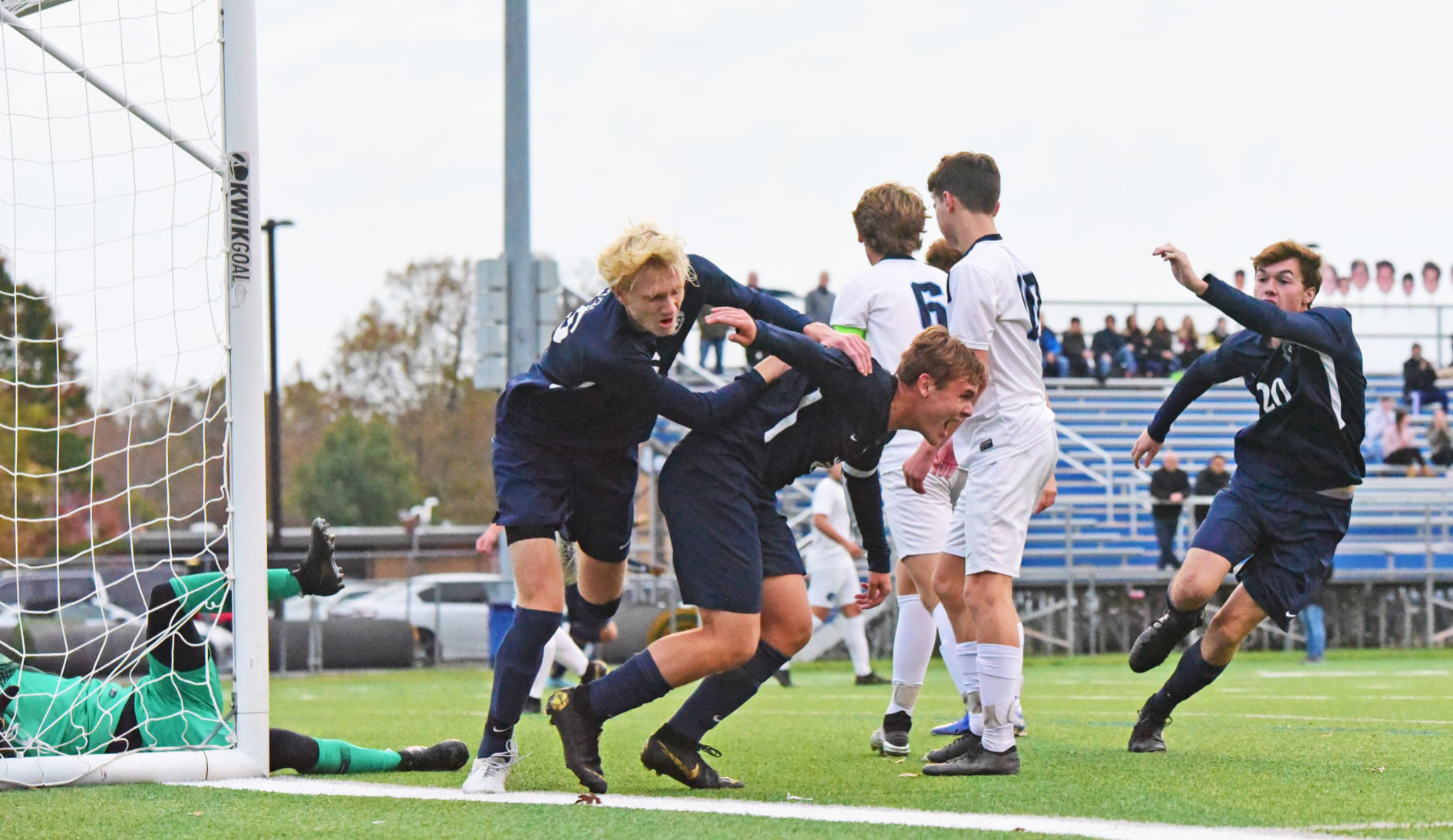 110819_spt_prepsoccer 20
